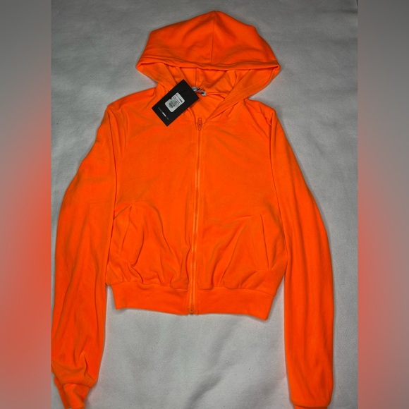 Fashion Nova “Make it Fashion Velour Jogger Set” in Orange XS - Picture 3 of 5